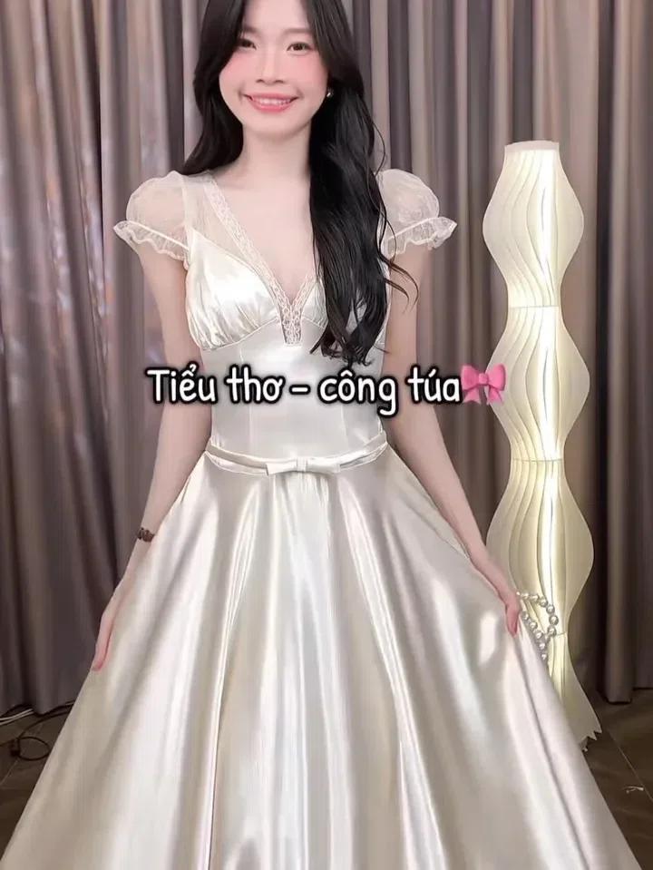 Váy lụa phối ren 6