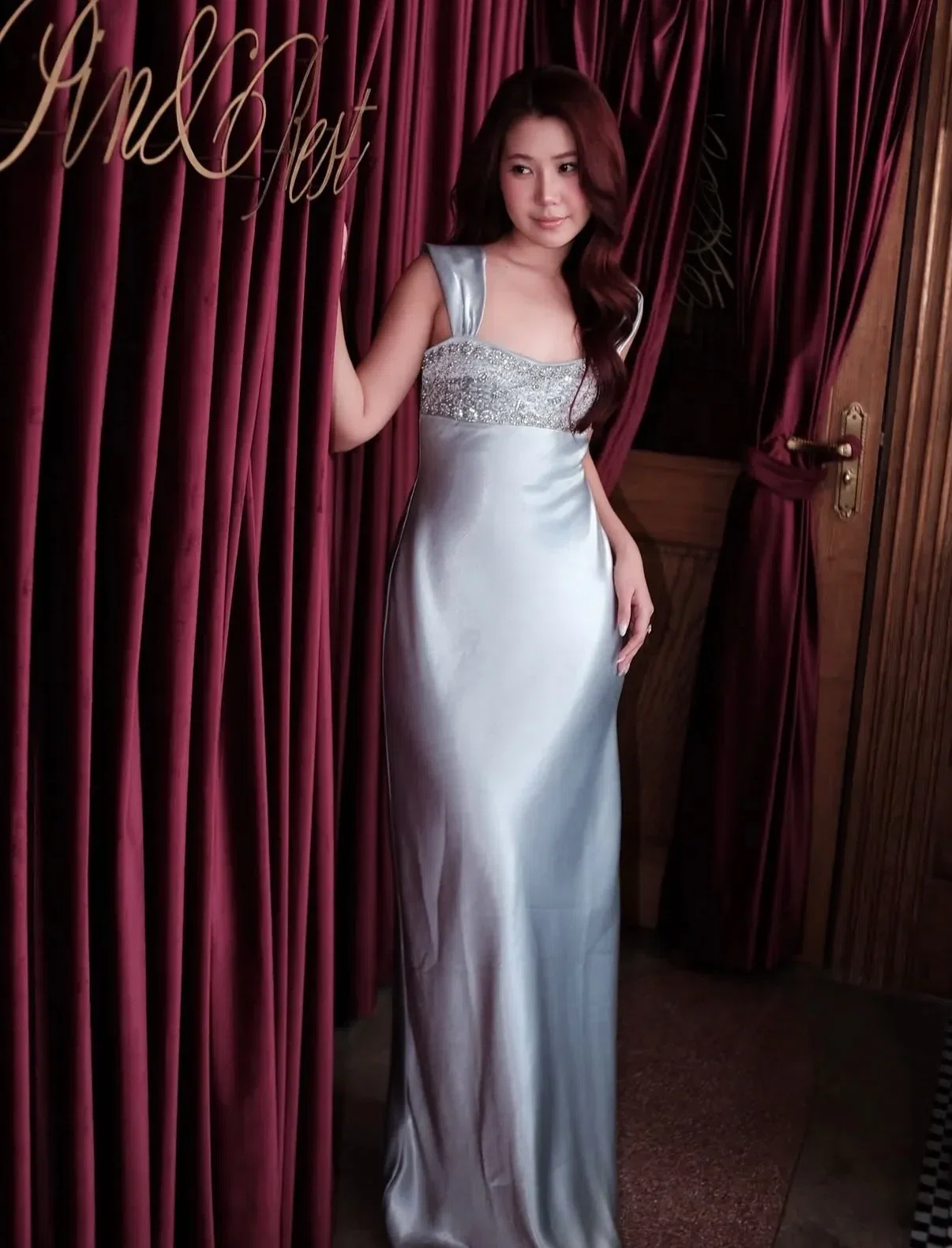 French Satin - size L (blue pastel, red earth) 9
