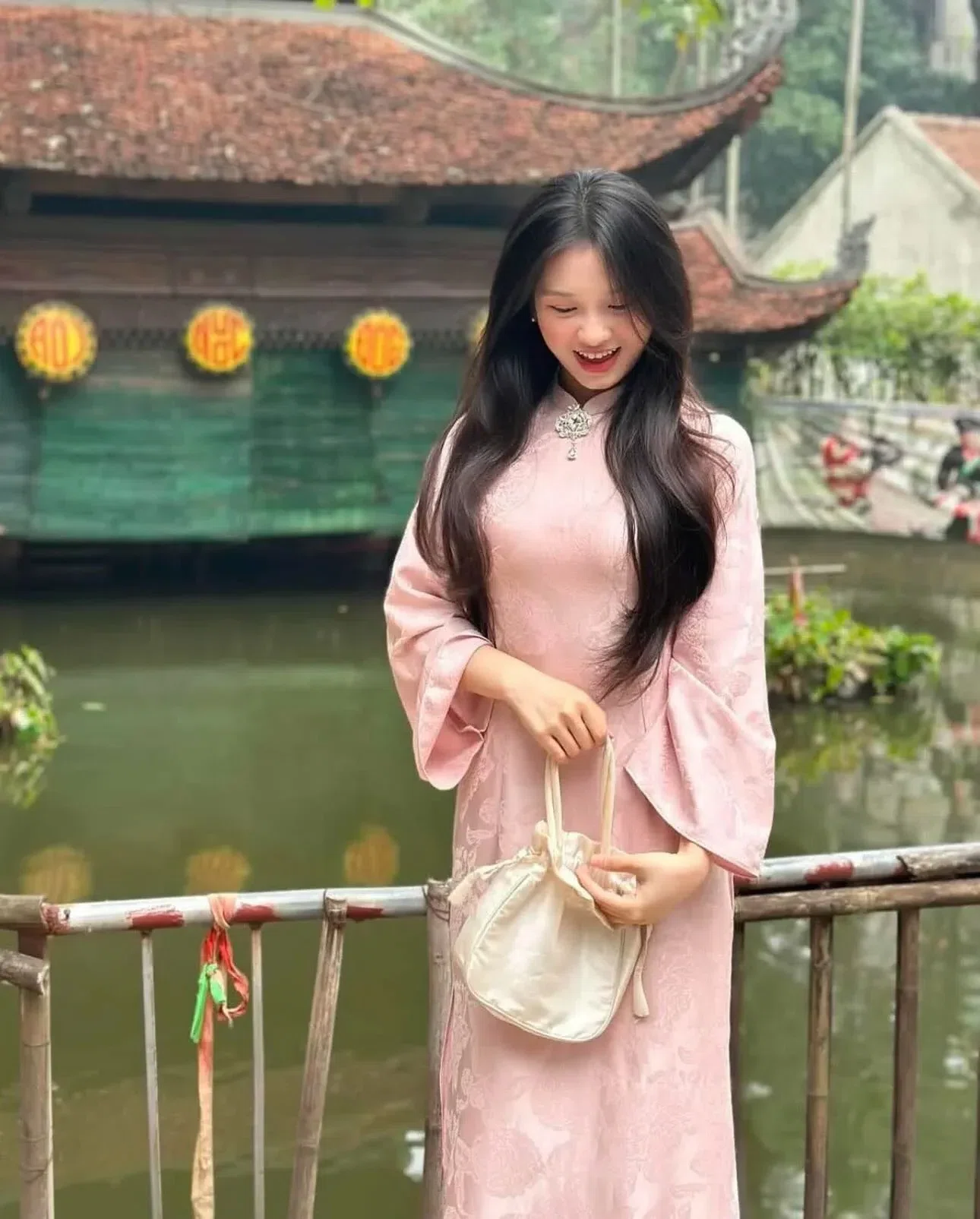Tết là hong thể thiếu áo dài 3