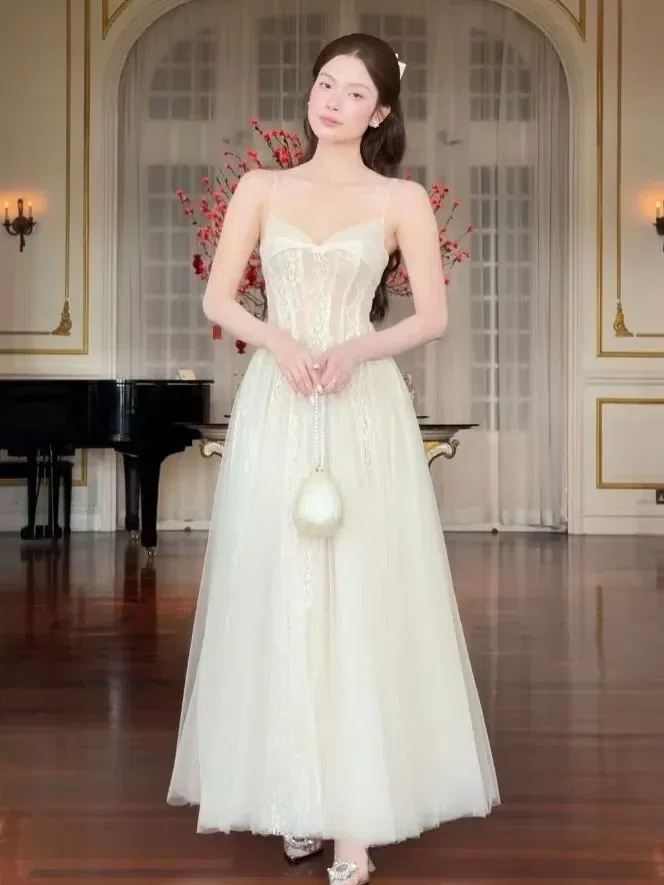 V591 HERA Đầm ren hoa Sò 1