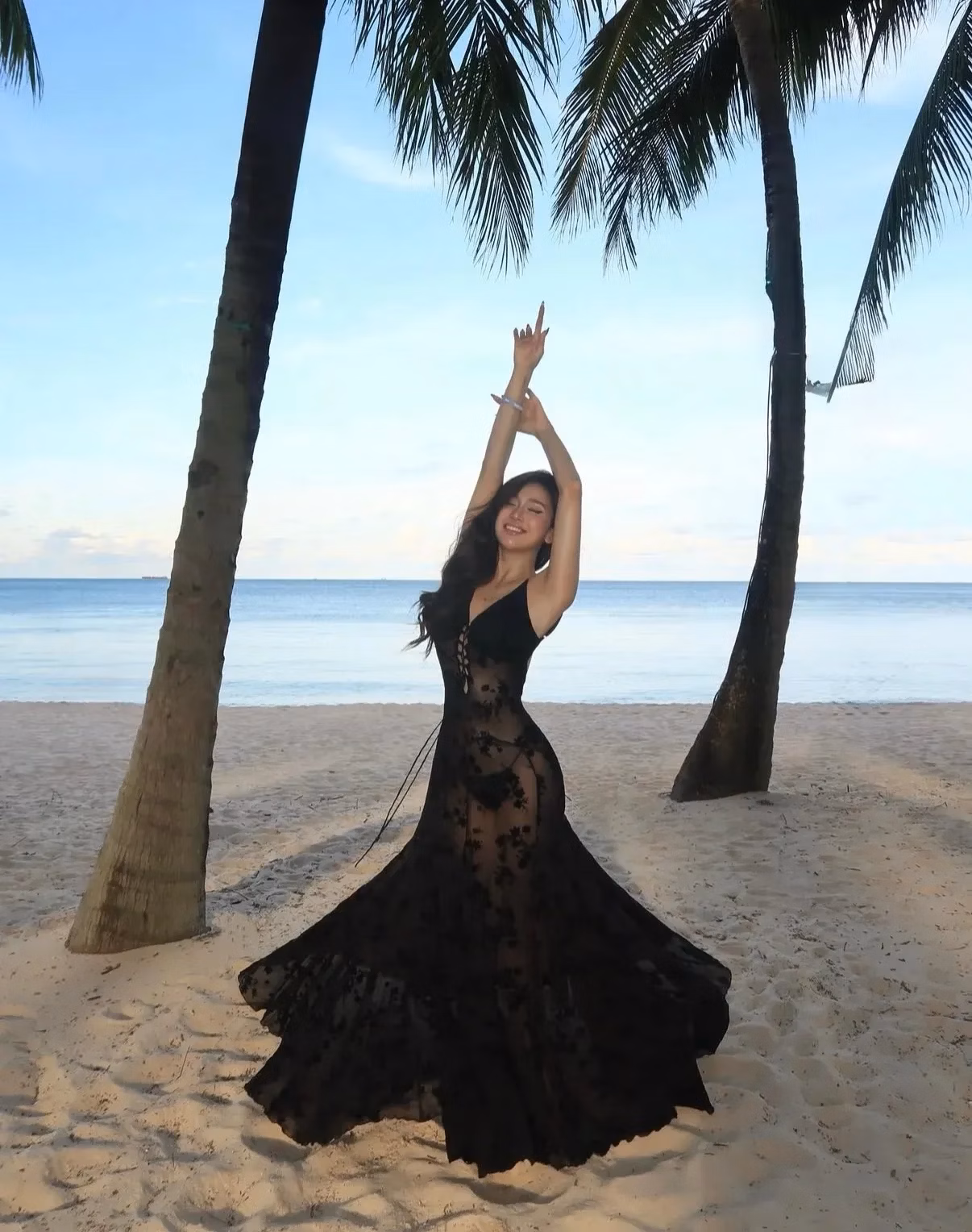Black Swan 🦢 Black Rosie Dress - size M co giãn fit M, L 11