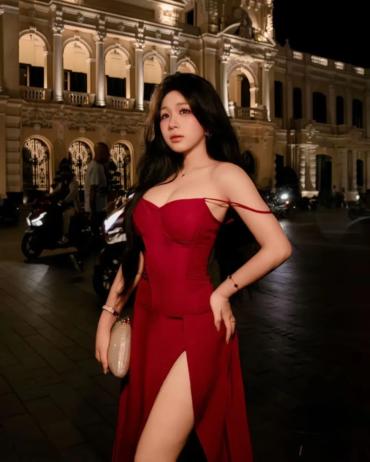 Đầm corset dây xẻ lửng 3