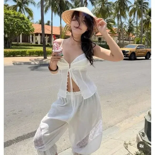 Manoli Outfit 4