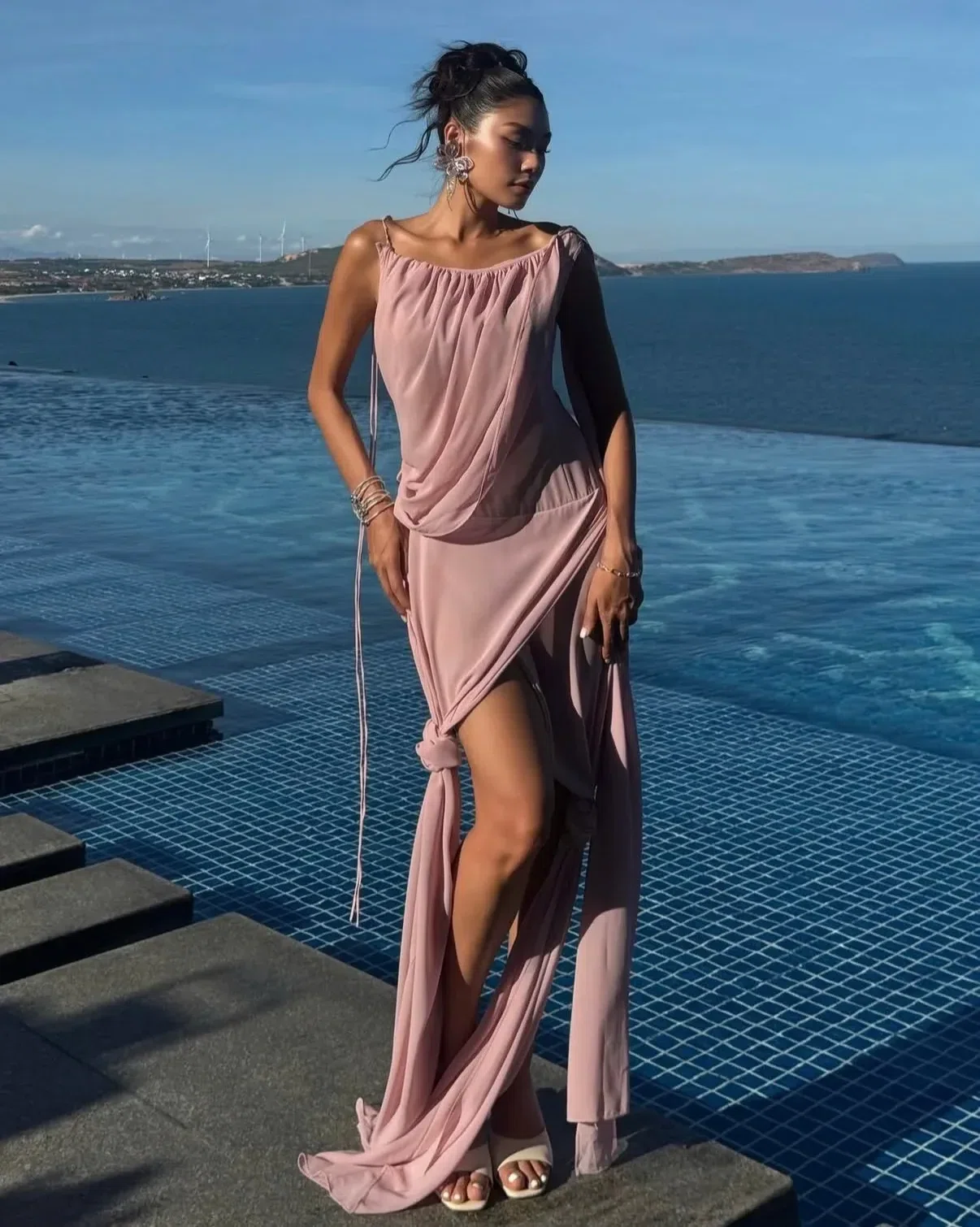Vanessa Dress - size L (form fit M L) 6