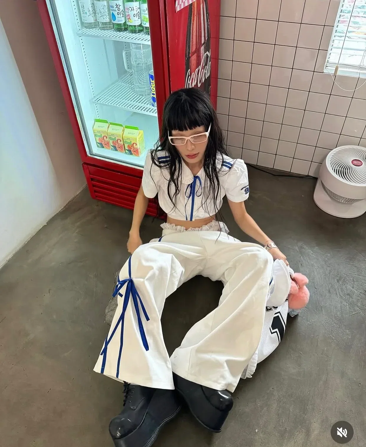 Giá thuê Giày 4
