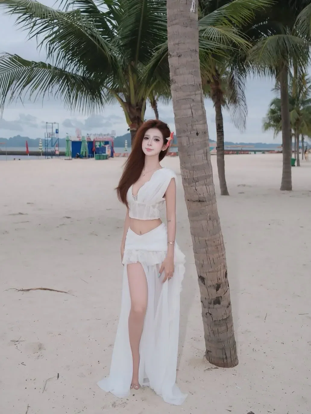 Đồ hè năm nay xinh lắm ạ💐🌷
__________________________
𝐌𝐚̂̃𝐮 𝐭𝐡𝐮𝐞̂: 𝟑𝟓 1