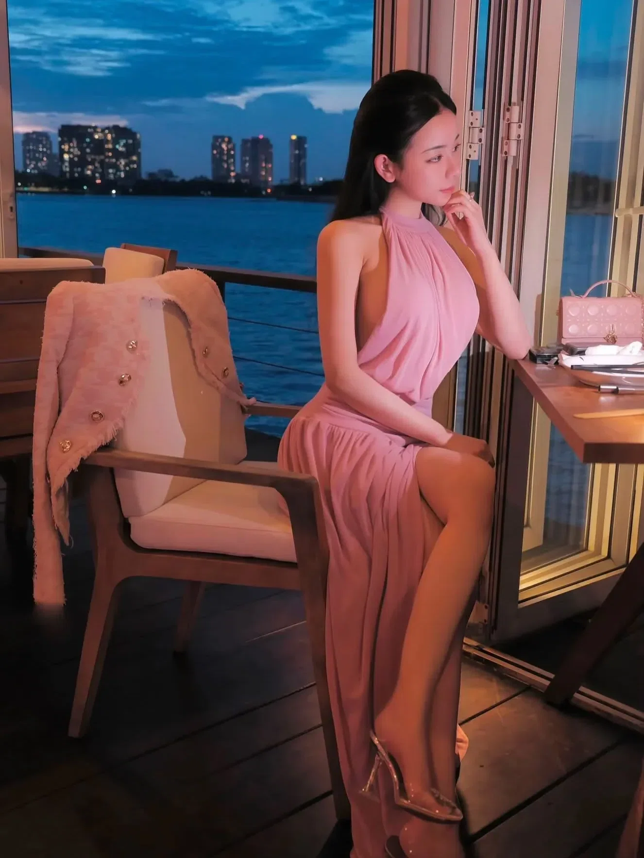 V597-598 Amoura Gown XANH & HỒNG 4