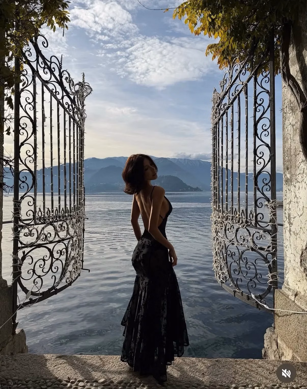 Black Swan 🦢 Black Rosie Dress - size M co giãn fit M, L 1