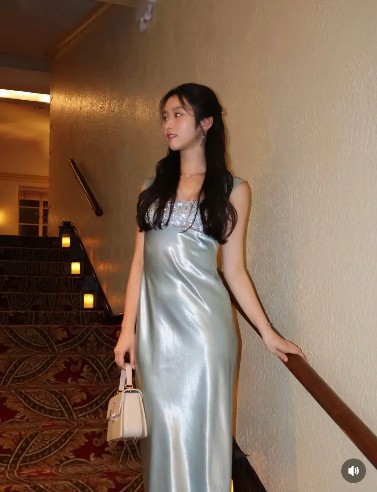 French Satin - size L (blue pastel, red earth) 2