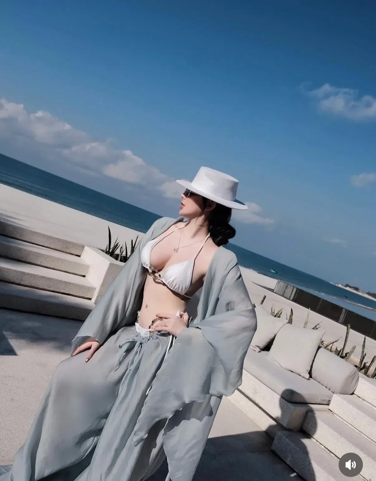 Ellie Set - freesize (ko kèm bra) - màu xanh 3