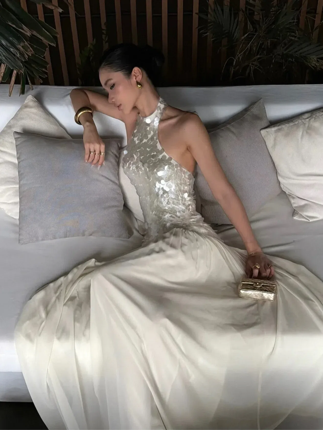 Đầm cổ yếm đính sequin DT0061 6
