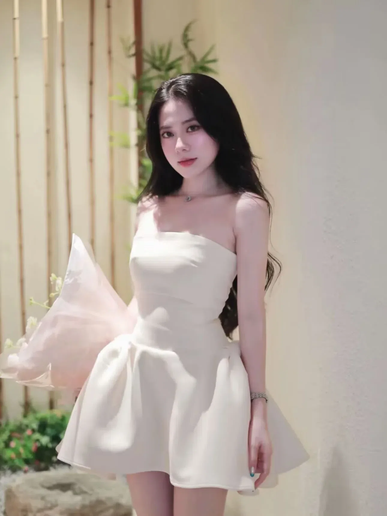 Đầm nơ hông trắng chouchou 1