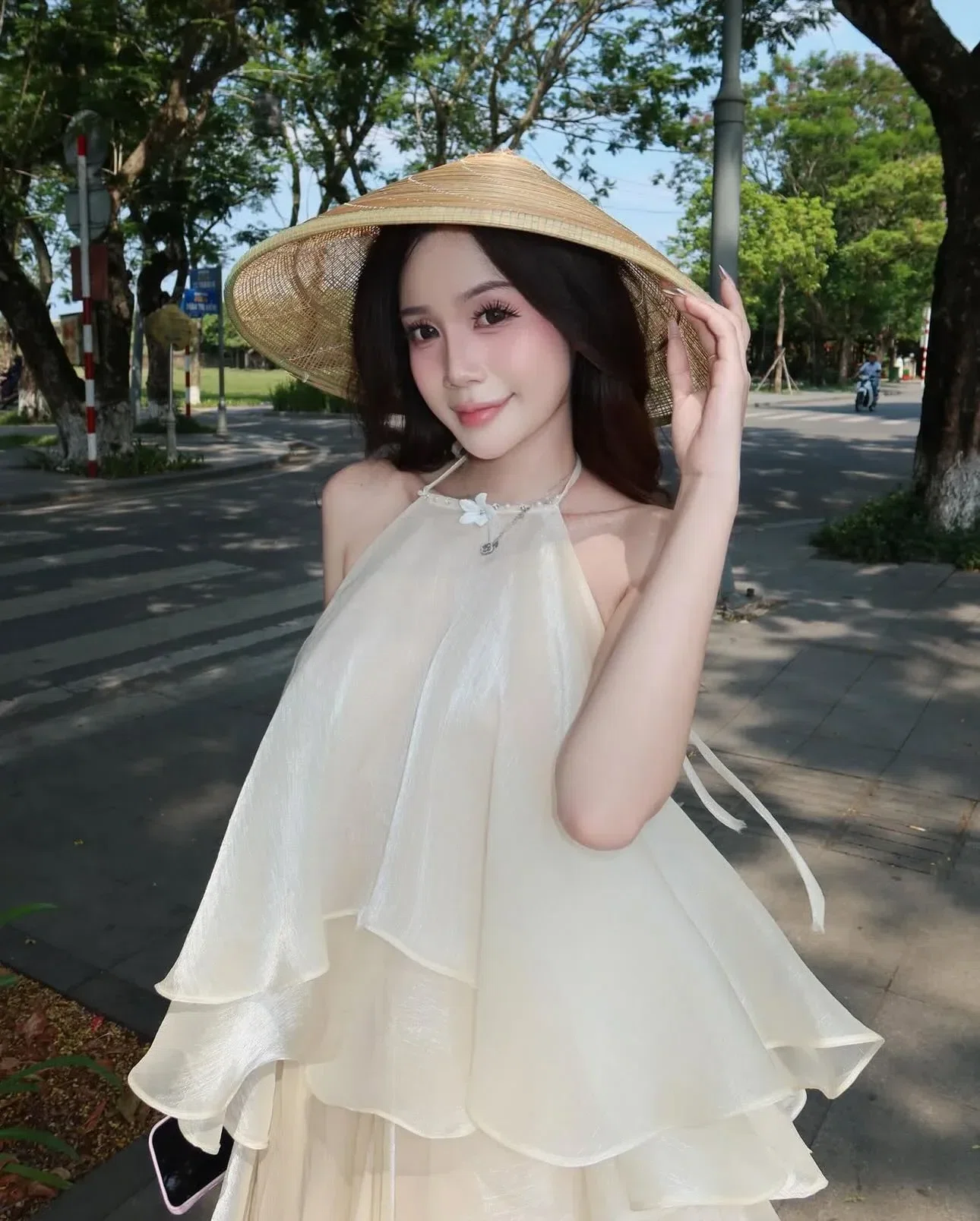 Maxi tơ sóng cổ yếm 5