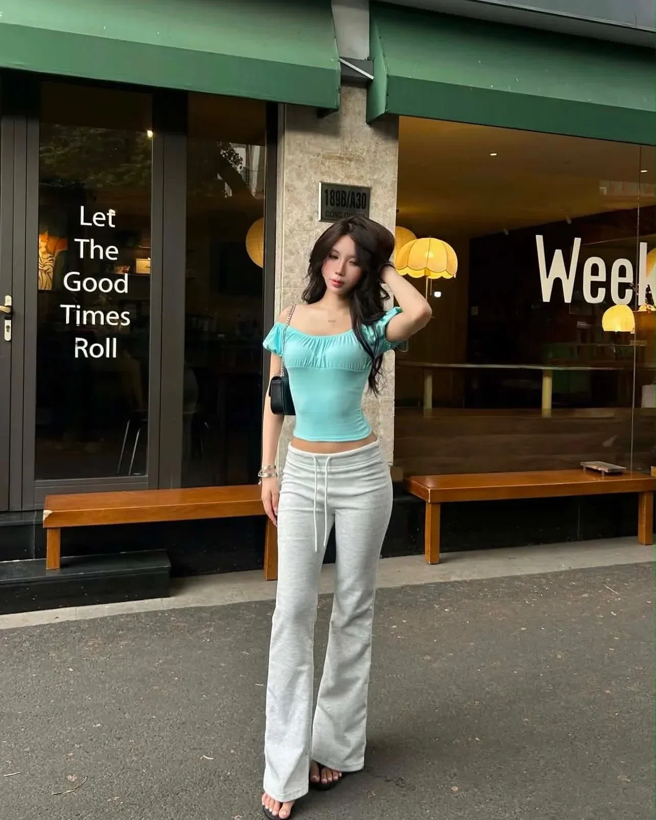 Em áo nũng nịu, xanh xinh iuu vừa cafe vừa đi biển đêii. Siu đáng thử siu dễ mặc 3