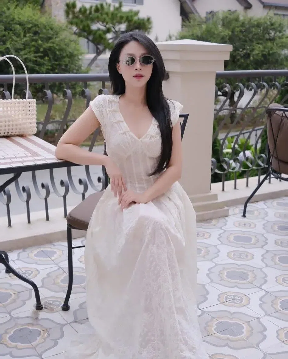 Đầm Thi - Size L 11