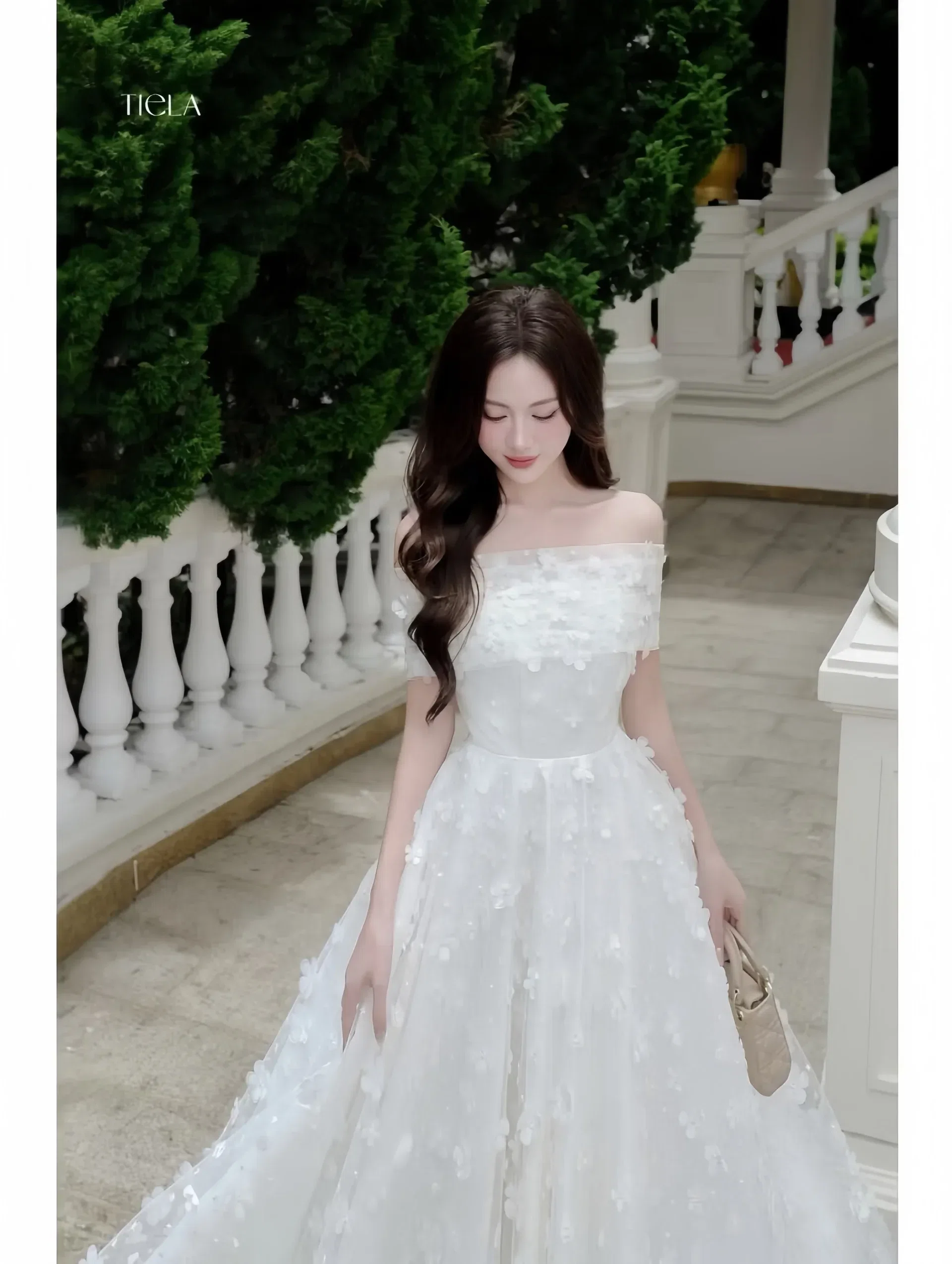 Tiela Dress & Photo 2