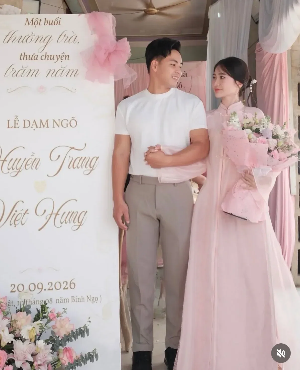 Cho thuê áo dài Mita Boutique 12