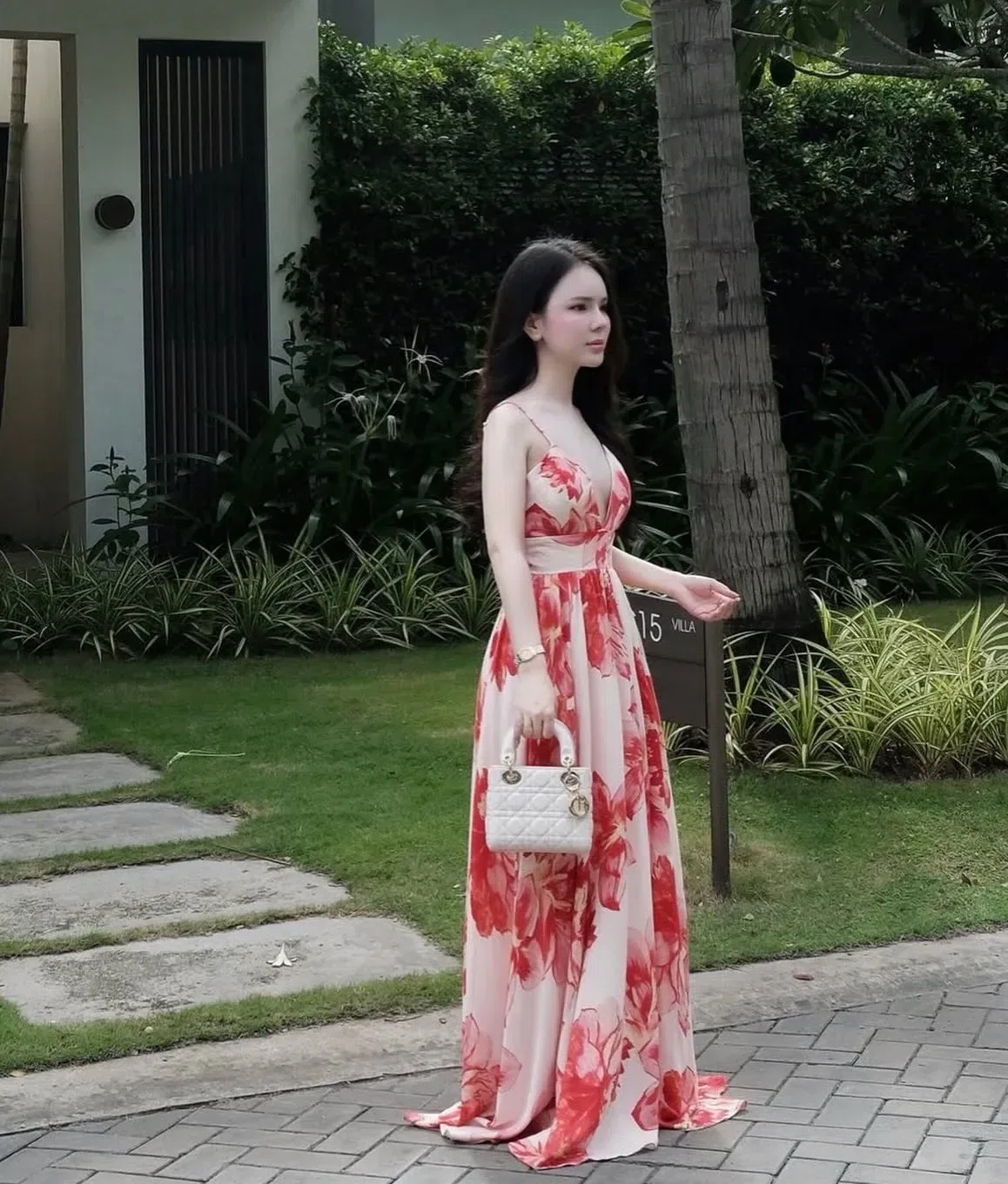 VÁY 2S HOA ĐỎ 4