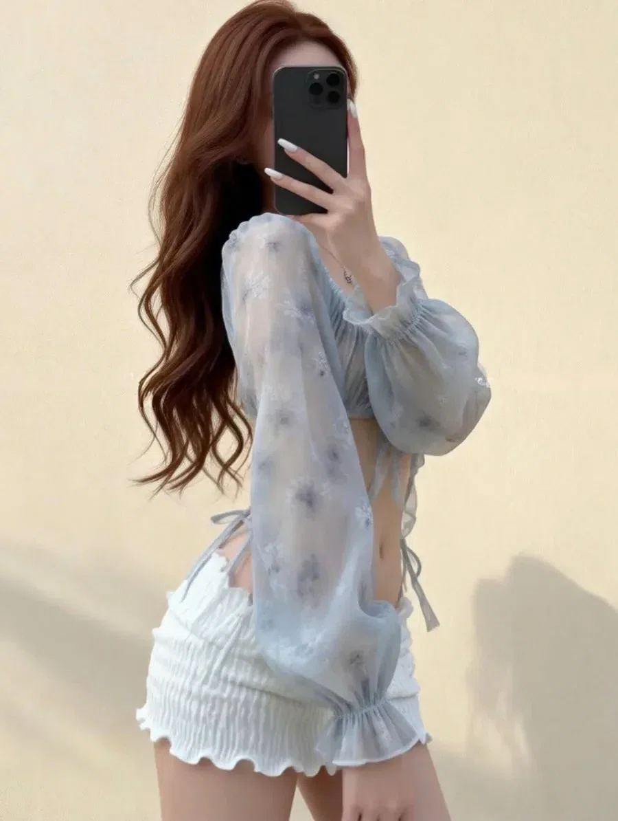 Đồ hè năm nay xinh lắm ạ💐🌷
__________________________
𝐌𝐚̂̃𝐮 𝐭𝐡𝐮𝐞̂: 𝟑𝟓 4
