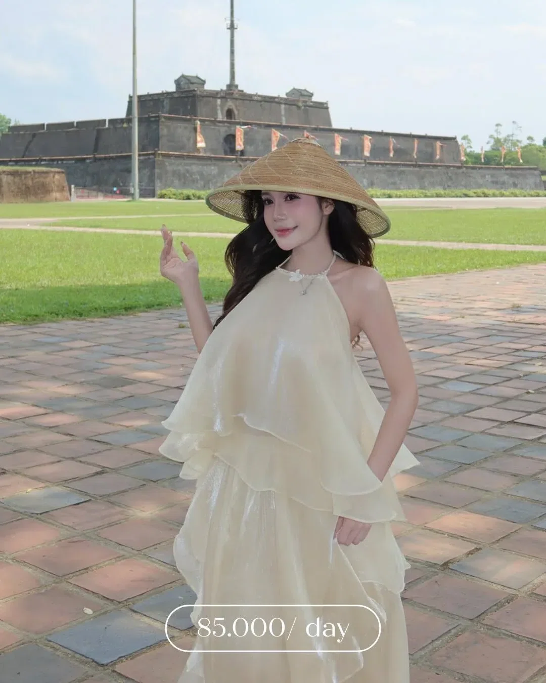 Maxi tơ sóng cổ yếm 1
