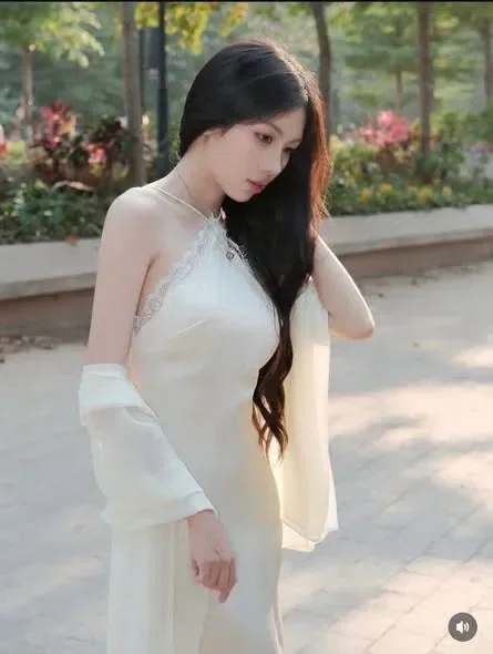Roselia Váy lụa xinh VT282 S 2