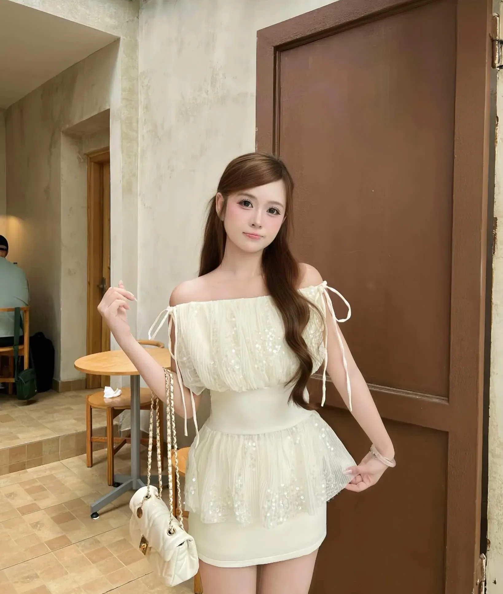 SET TRỄ VAI ĐÍNH KIM SA @valeria.studios 2
