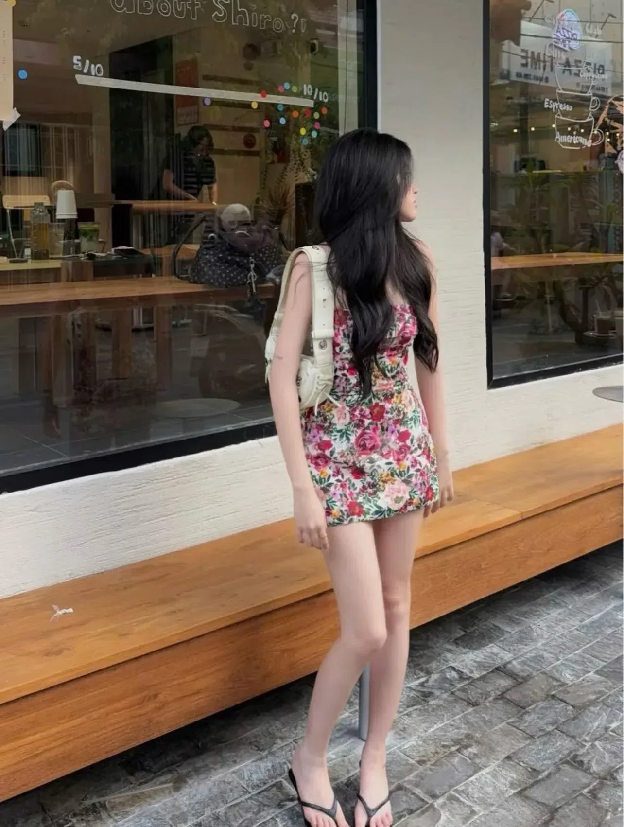 ĐẦM HOA CÚP NGỰC 3