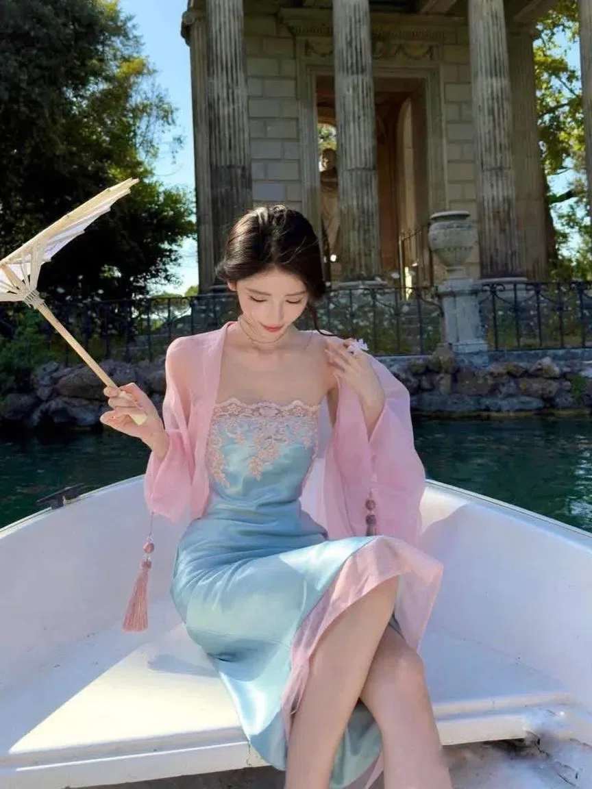 Tiệm sẵn ạ✨🌷
__________________________
𝐌𝐚̂̃𝐮 𝐭𝐡𝐮𝐞̂: 𝟑𝟓𝐊/𝟏 𝐧𝐠𝐚̀𝐲 4
