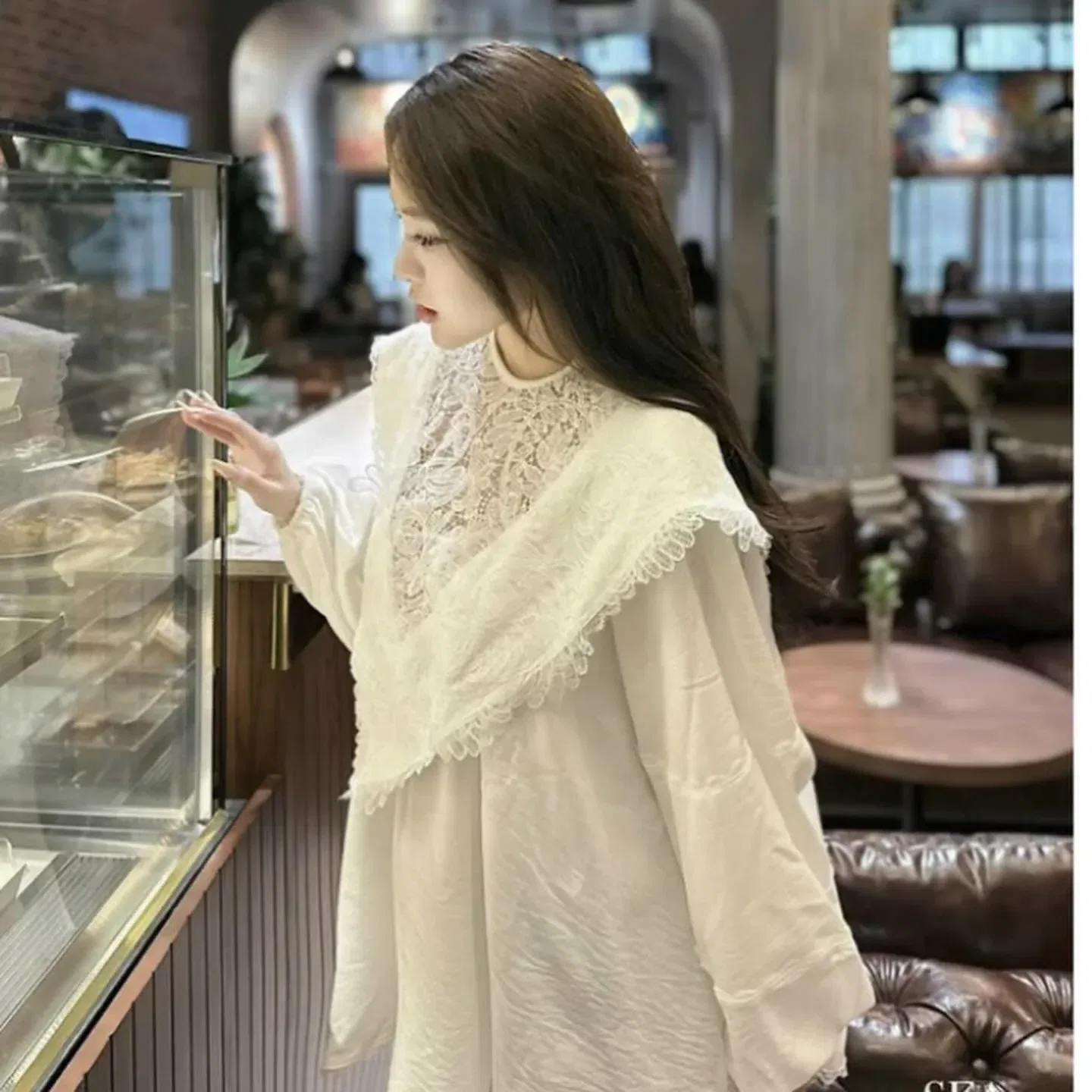 Áo Thô Đũi Dáng Babydoll Pha Ren Tay Dài 3