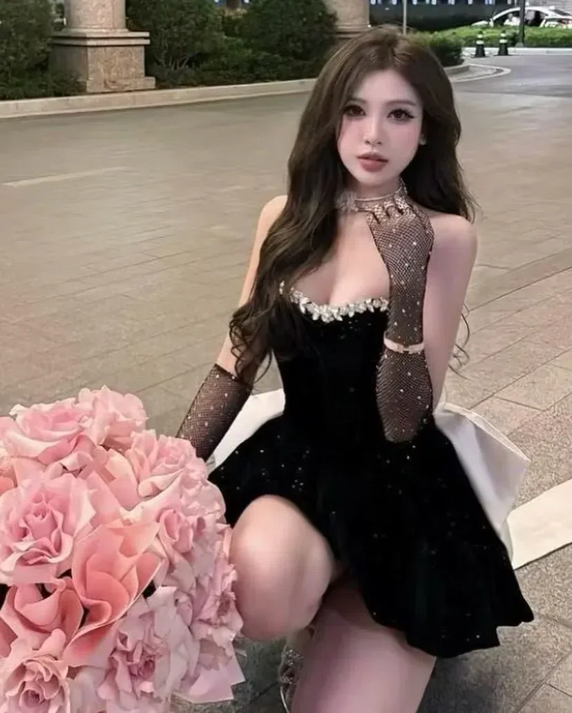 Váy nhung viền đá ( eo dưới 68) 4
