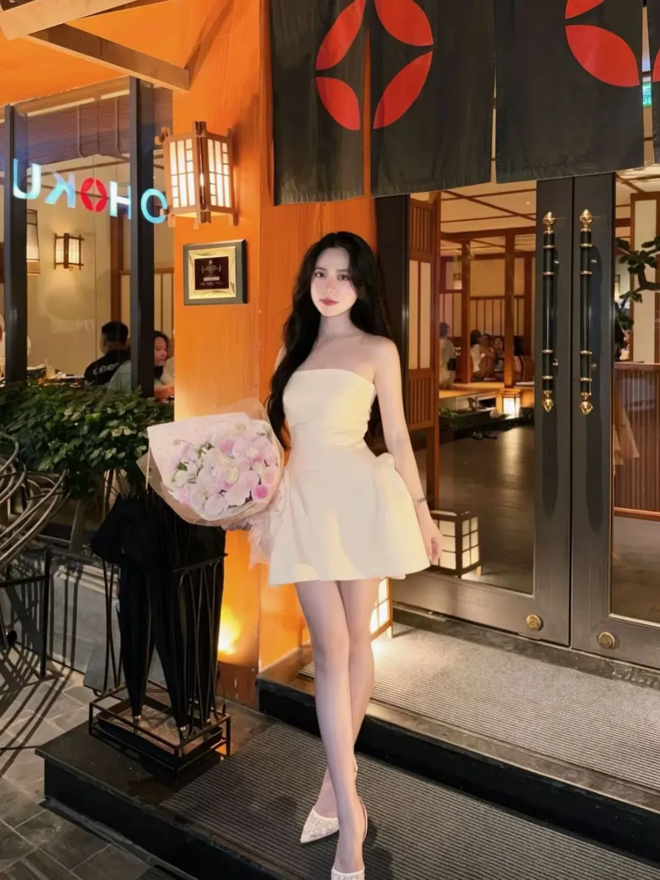 Đầm nơ hông trắng chouchou 6