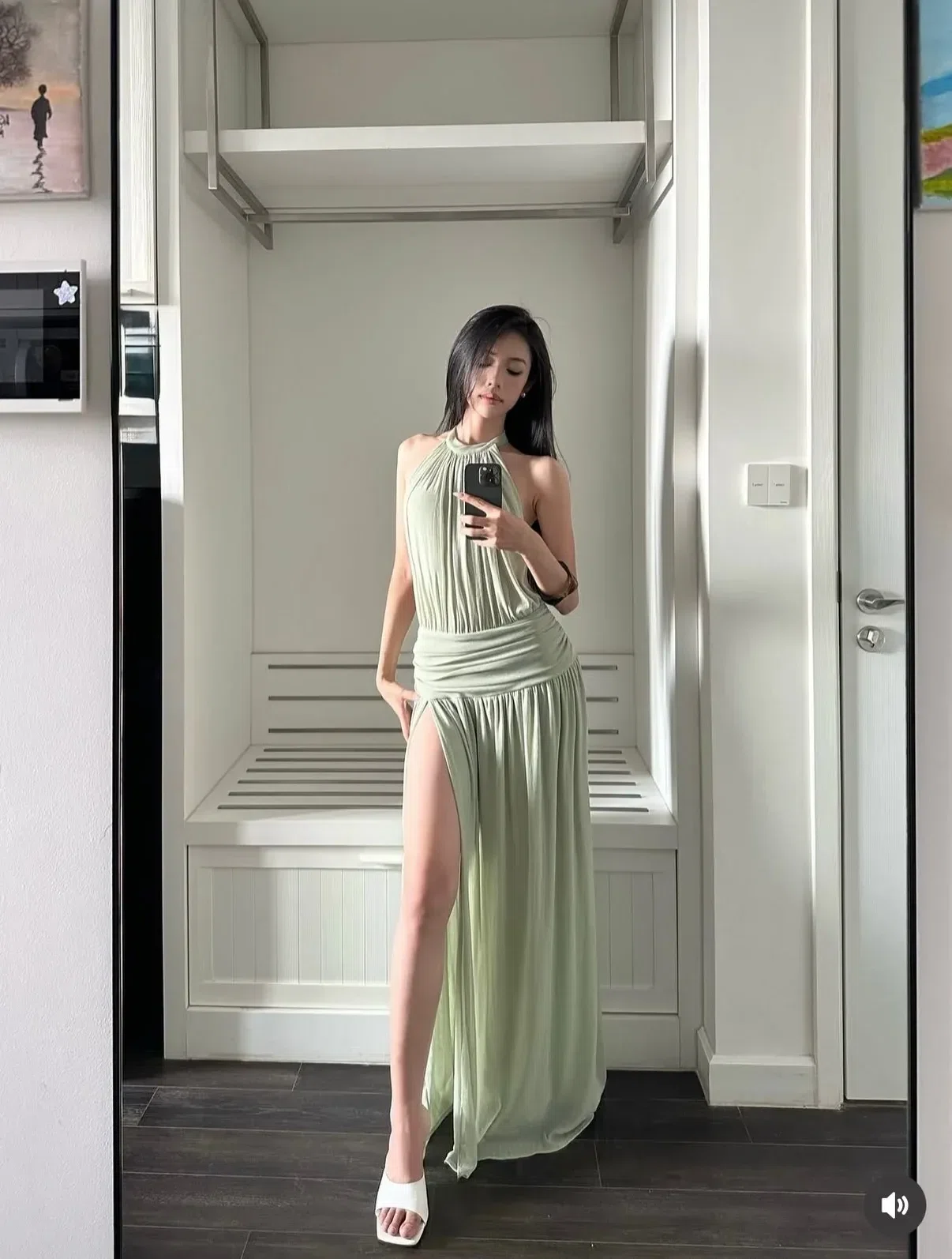 Amoura Dress - size M co giãn fit M, L (màu xanh lá) 2