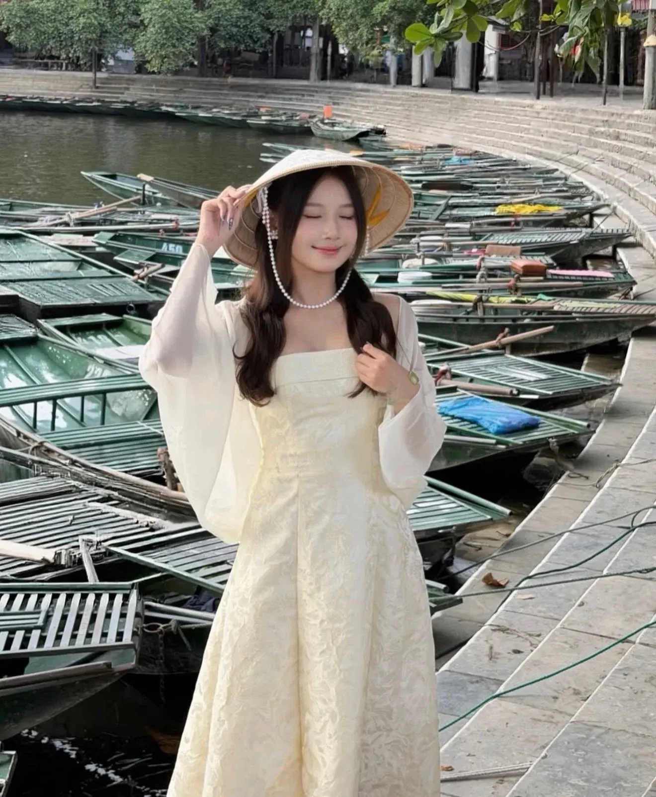FINI8 M (vàng), S (hồng) 3