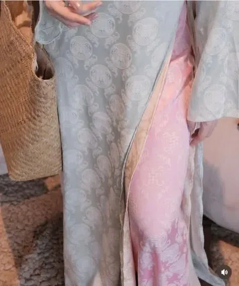 Mắt cười, nói lời yêu Outfit m2 Tết🪭🧧 7