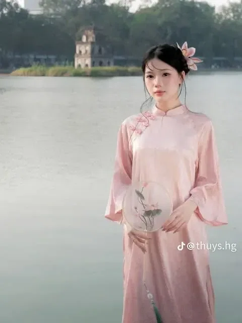 Outfit đi chụp ảnh hồ gươm nàng thơ xỉu 4