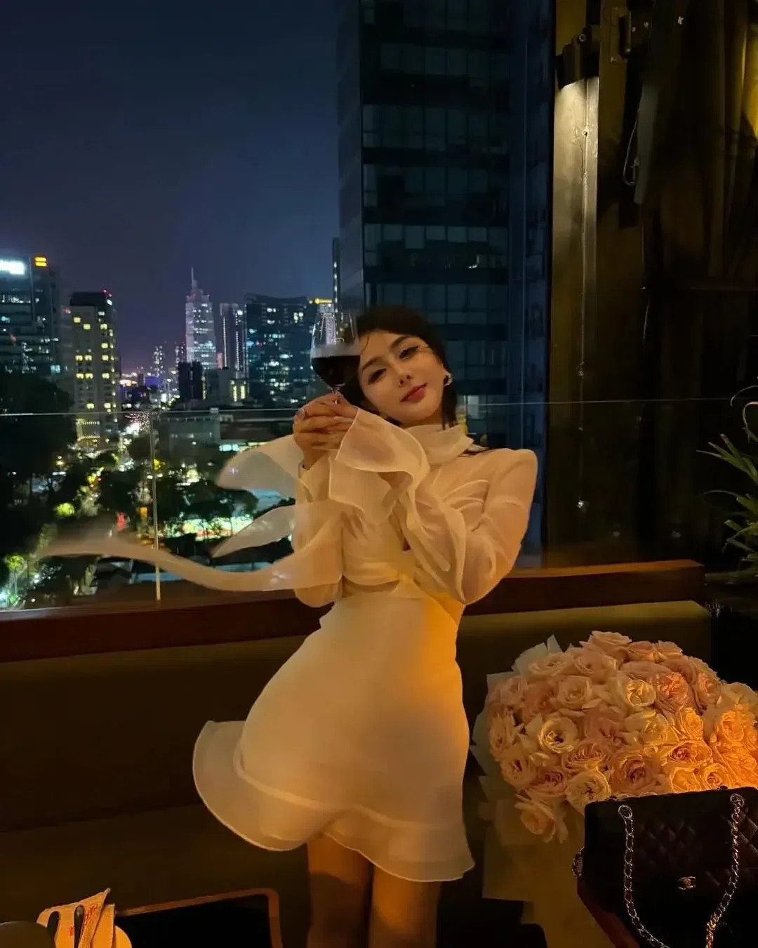 Váy tơ dài tay choàng cổ 4