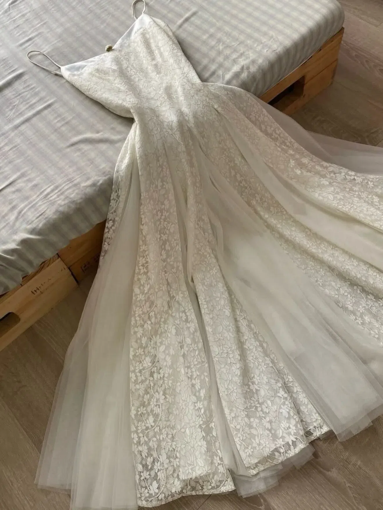 Cam kết váy chính hãng 7