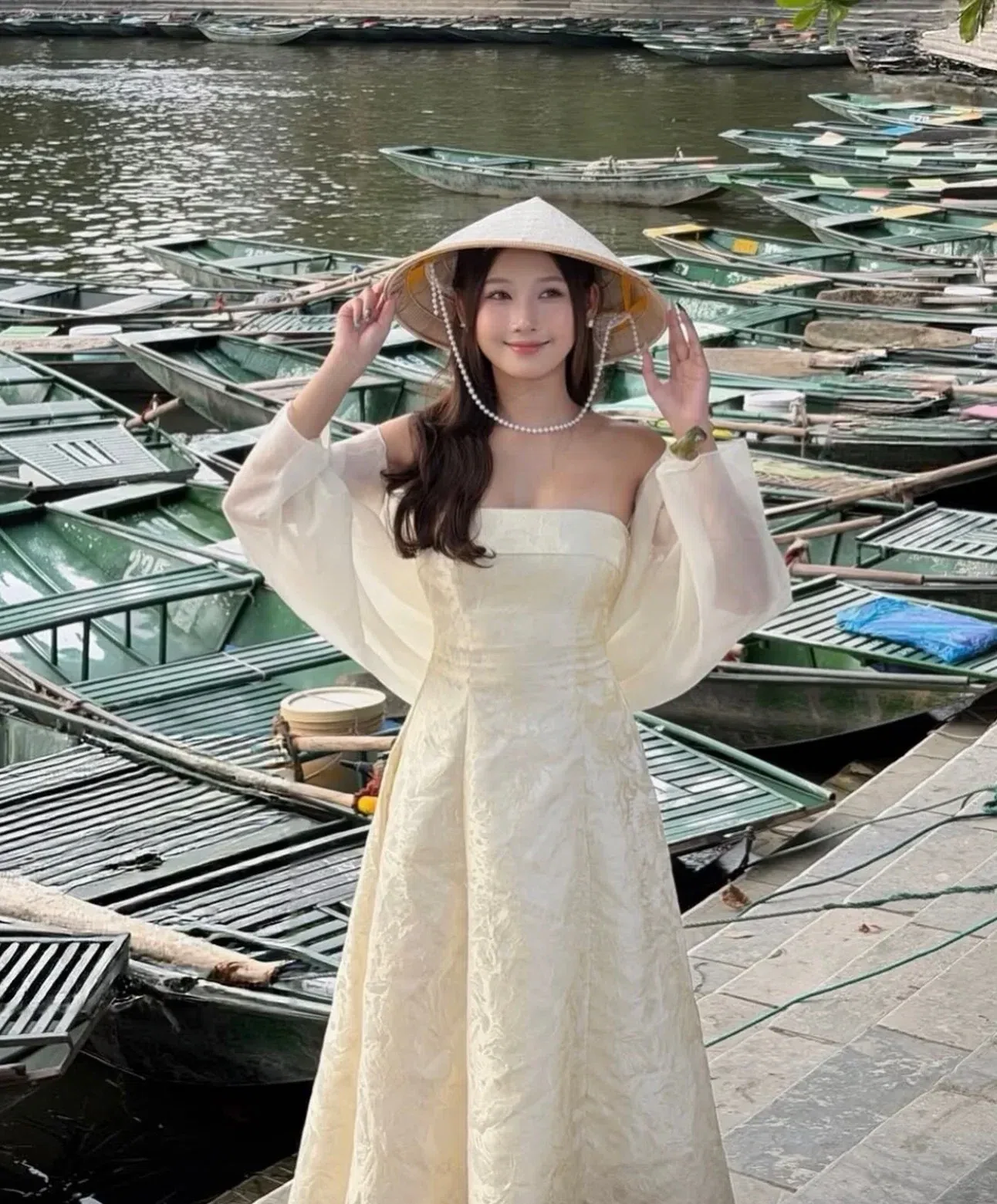 FINI8 M (vàng), S (hồng) 2