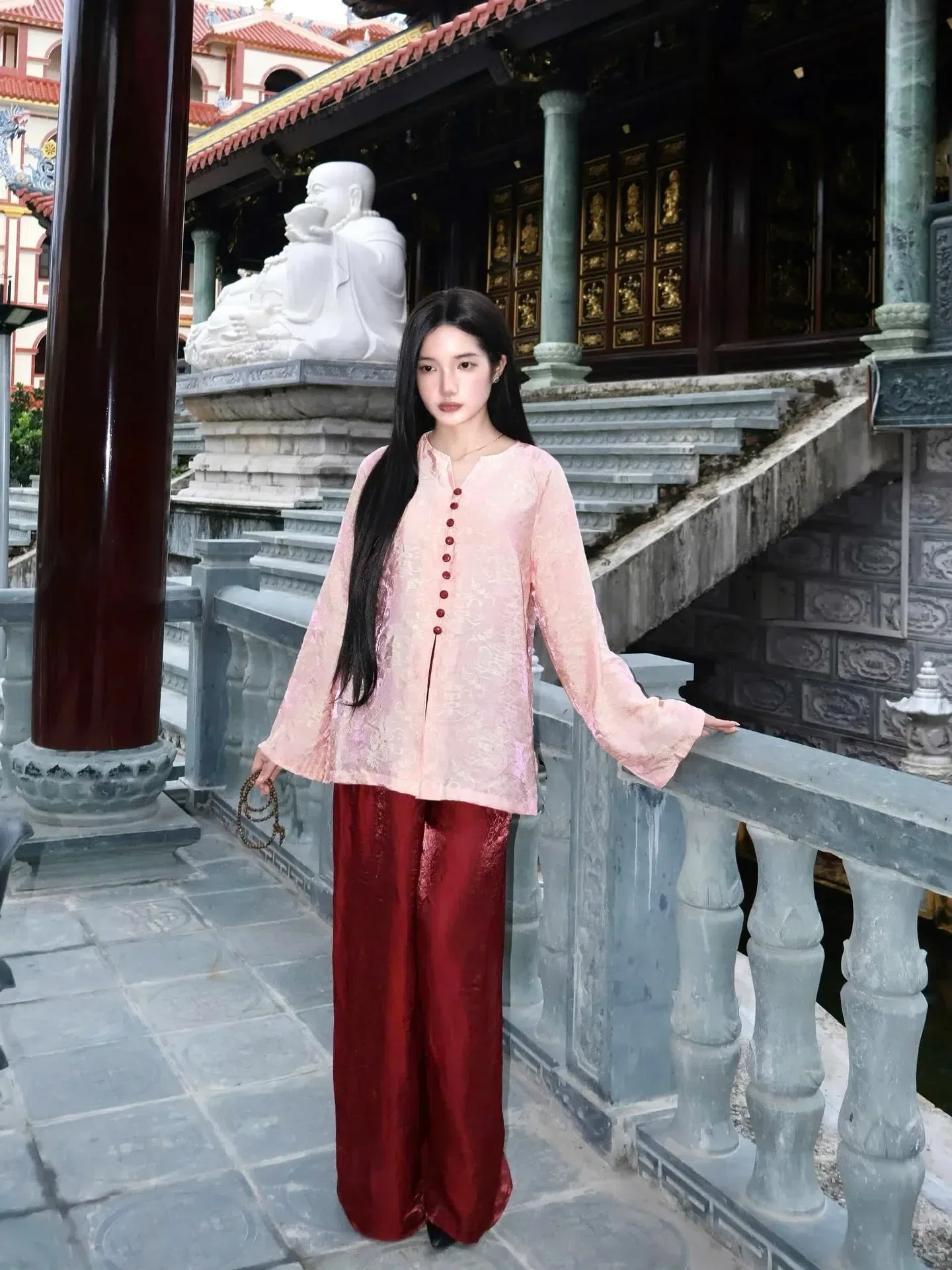 Sẵn pháp phục mới về 🫶
__________________________
𝐌𝐚̂̃𝐮 𝐭𝐡𝐮𝐞̂: 𝟑𝟓𝐊/𝟏 1