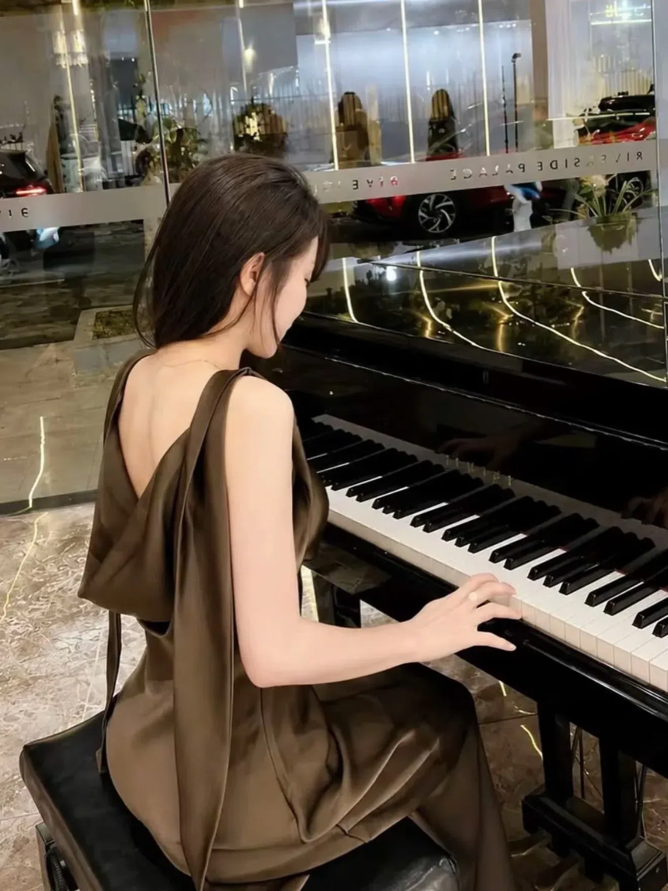 Tiệm cho thuê bộ đồ 2