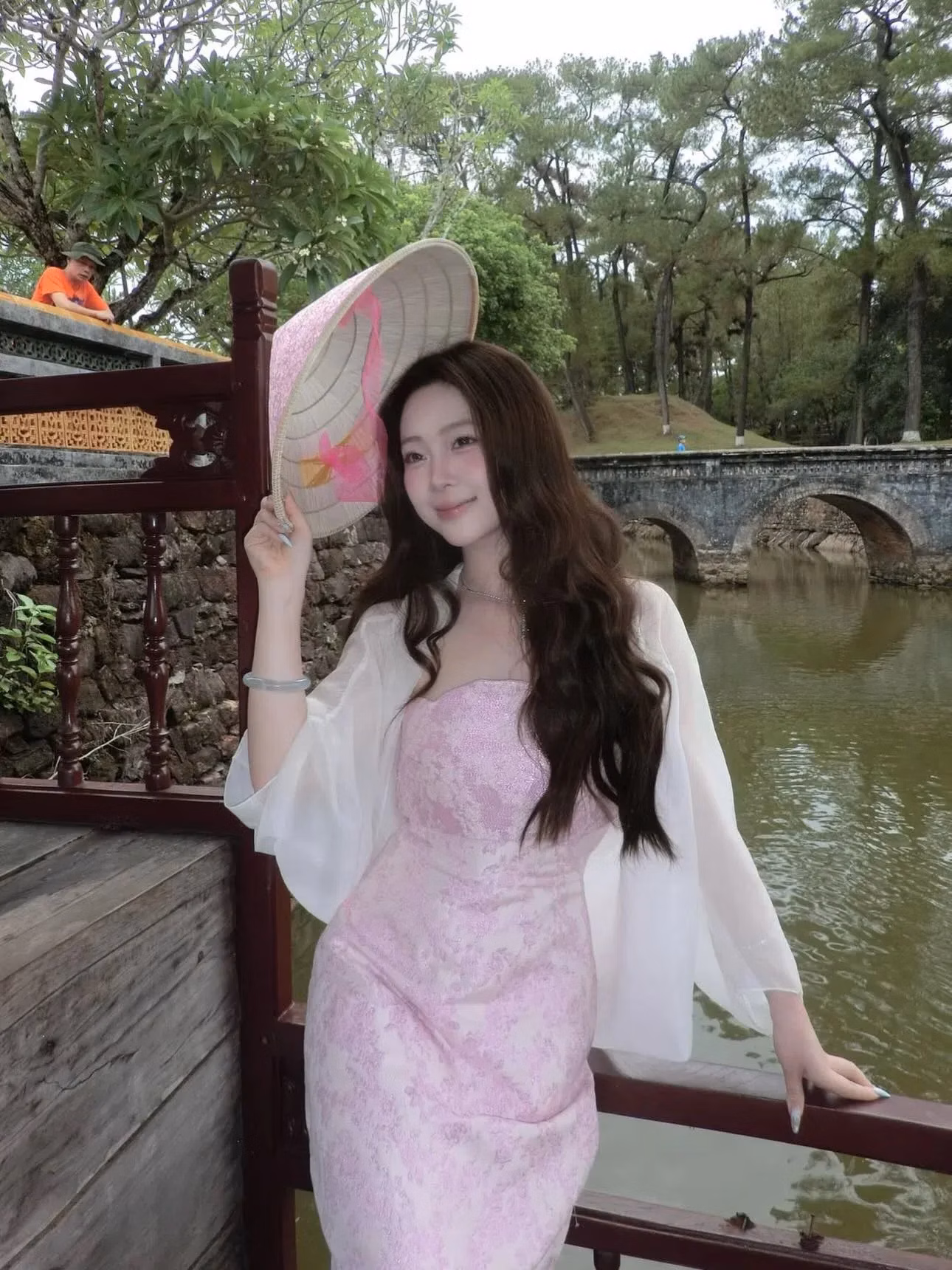 V477 Đầm gấp Kim Hoa Lille 1