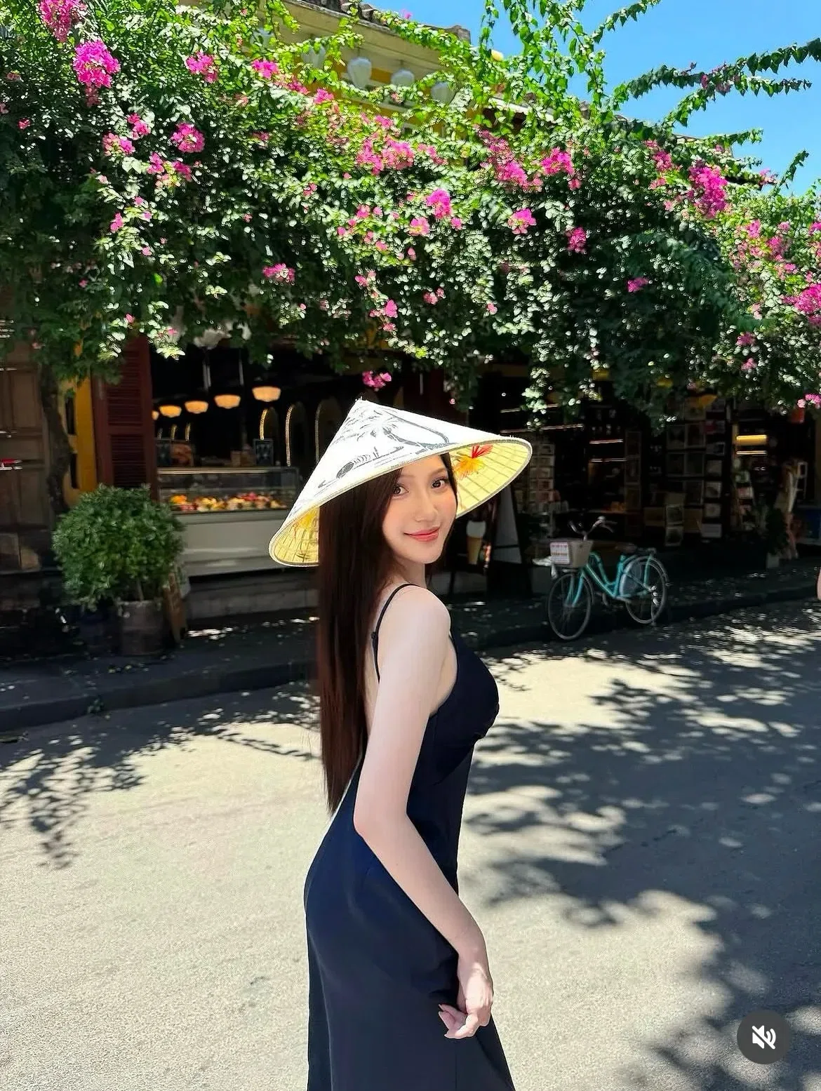 nyreuse ~ Tiệm thuê đồ thiết kế 2