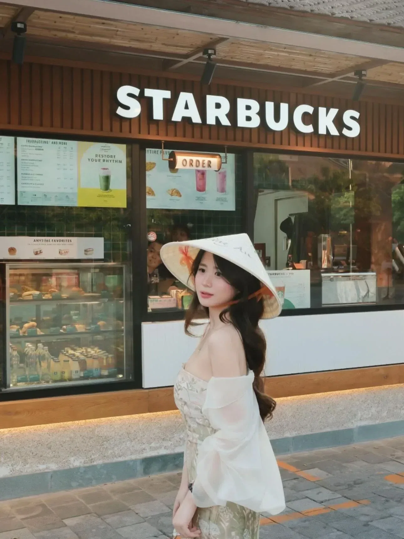 AFODILLE Váy Huế 3