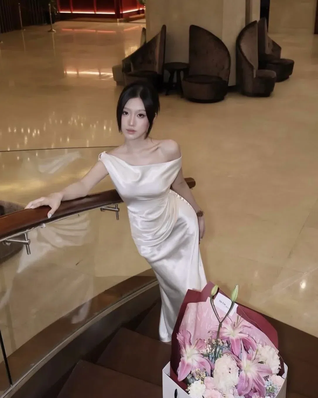Lua Dress 4