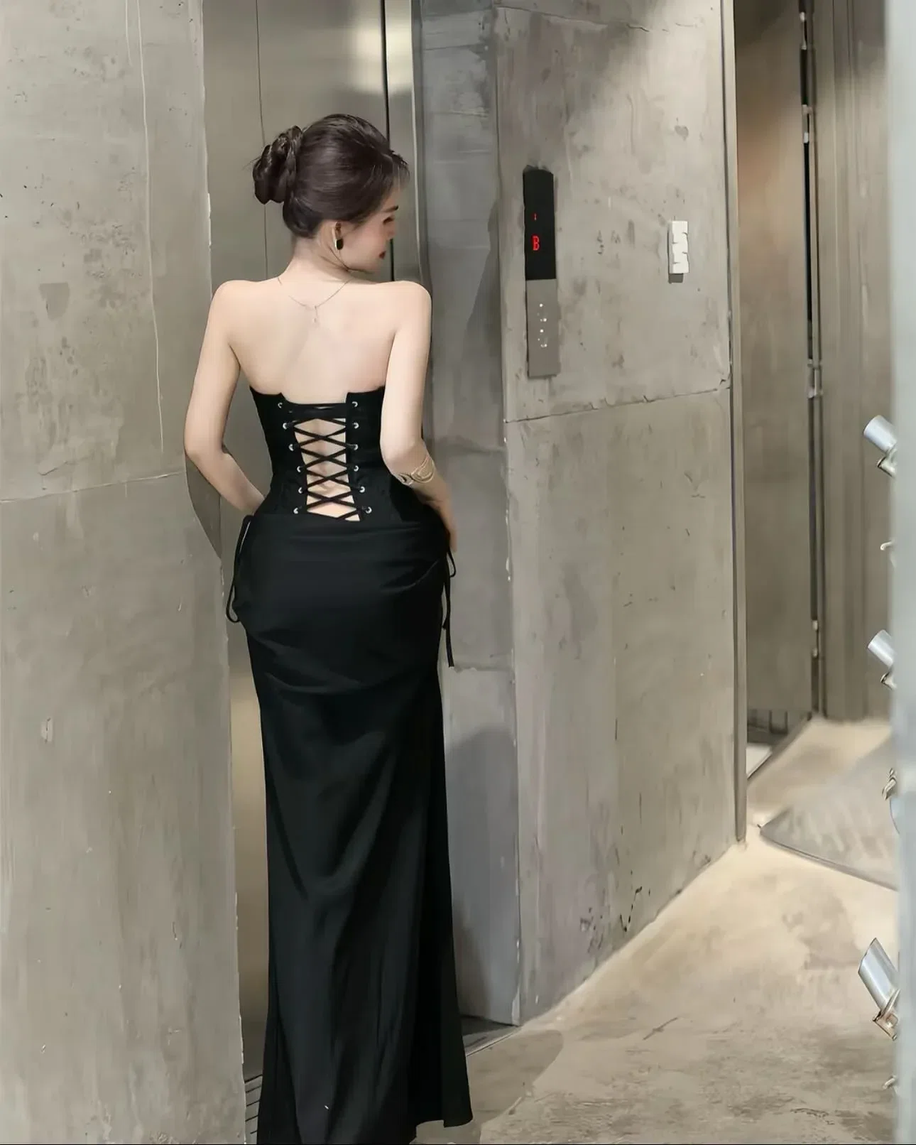 Áo corset cúp đan dây x Chân váy lụa rút dây 2