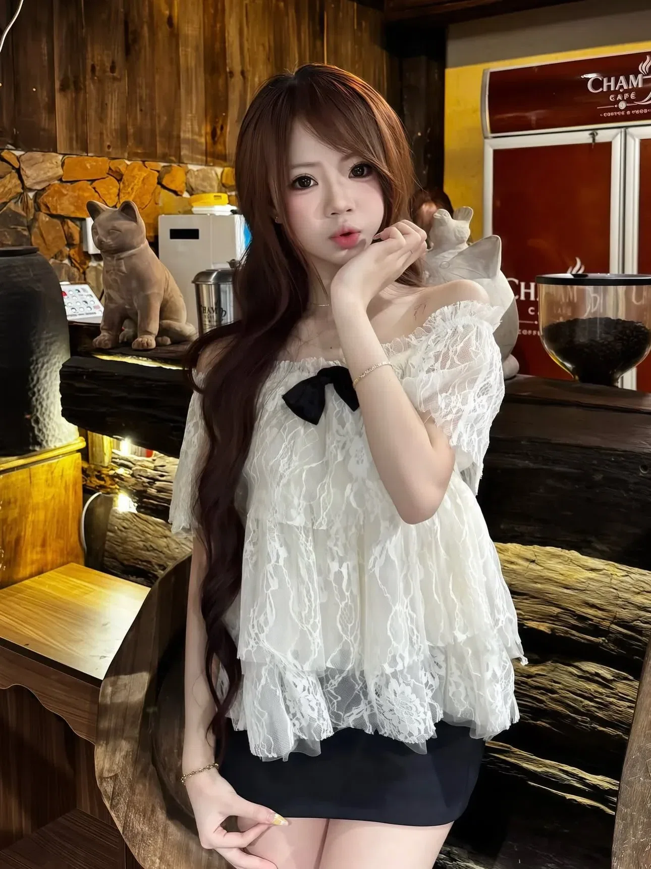 Đồ hè năm nay xinh lắm ạ💐🌷
__________________________
𝐌𝐚̂̃𝐮 𝐭𝐡𝐮𝐞̂: 𝟑𝟓 6