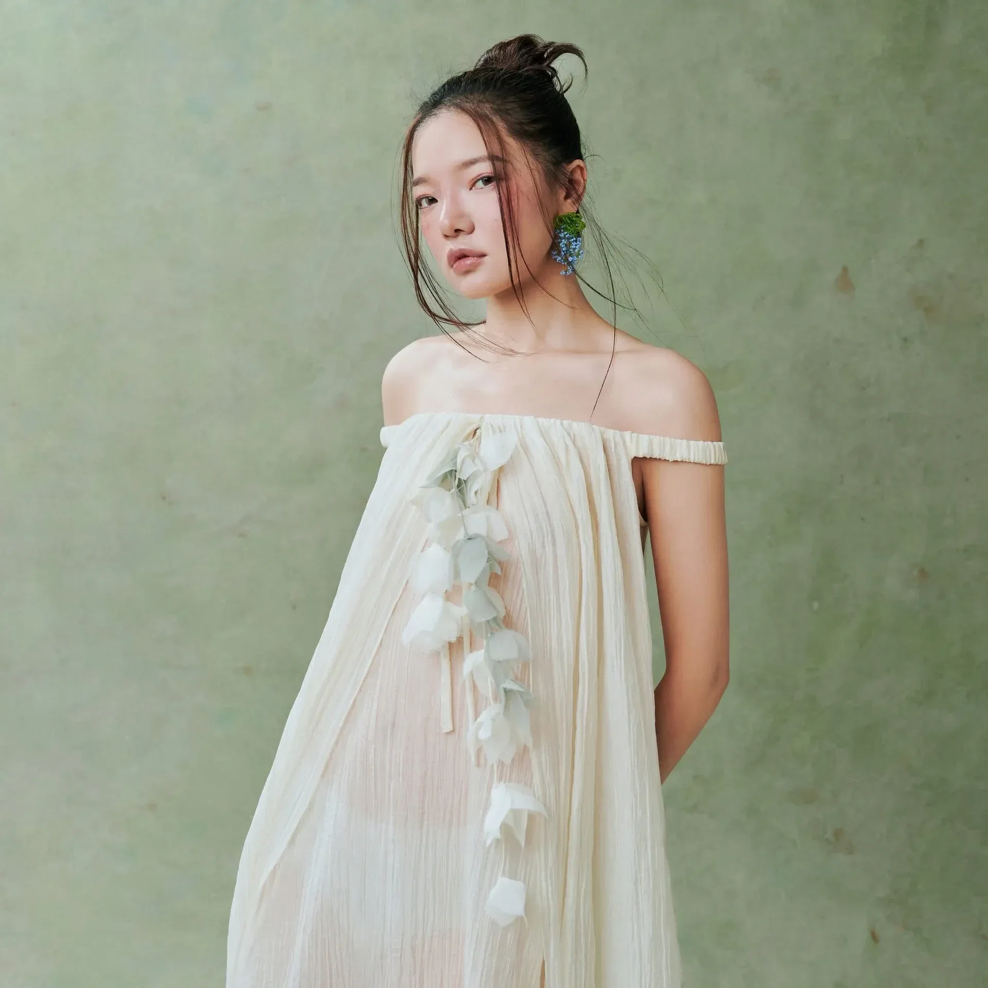Đầm Dung - size L (màu kem) 2