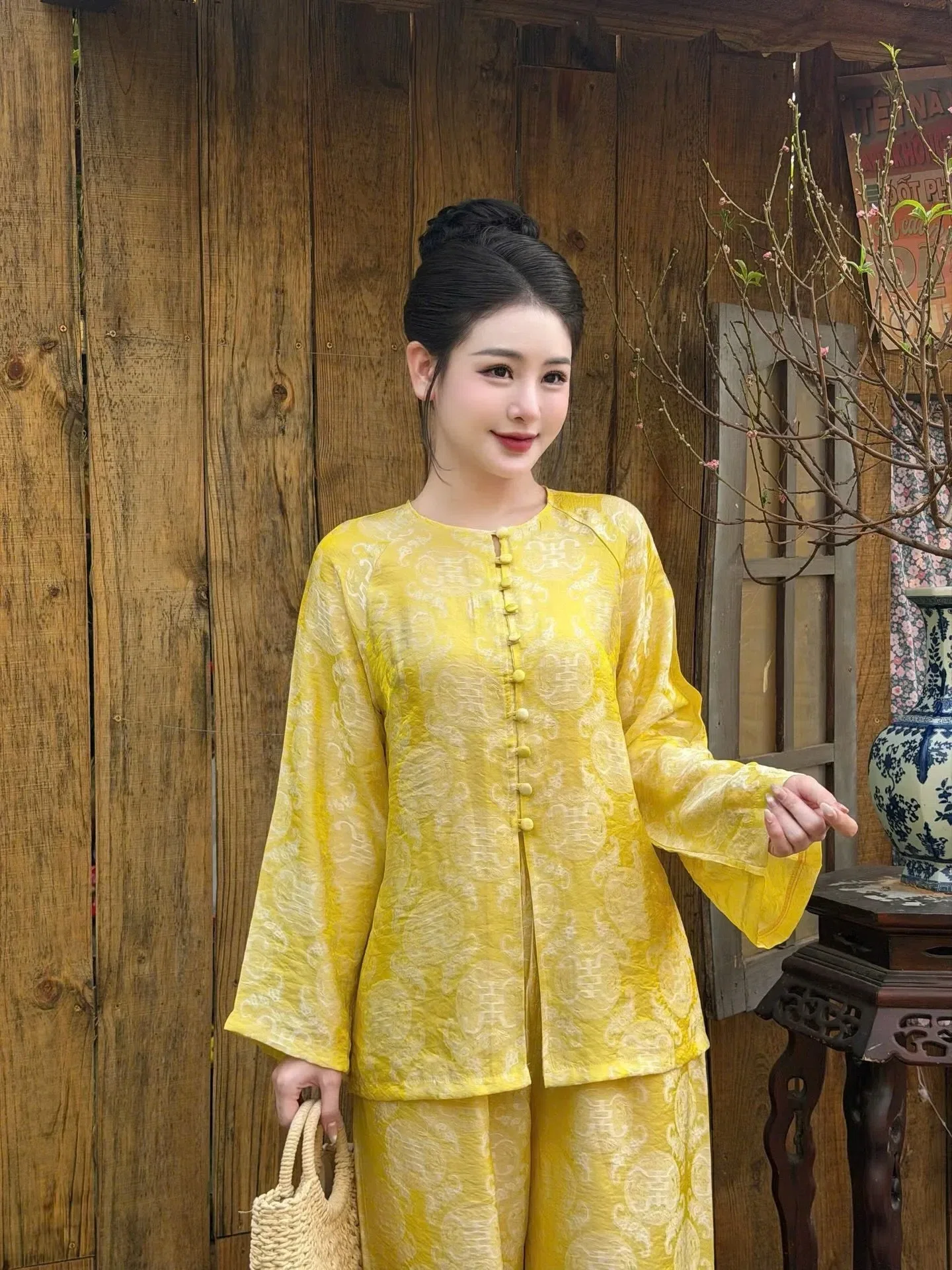 Sẵn pháp phục mới về 🫶
__________________________
𝐌𝐚̂̃𝐮 𝐭𝐡𝐮𝐞̂: 𝟑𝟓𝐊/𝟏 2