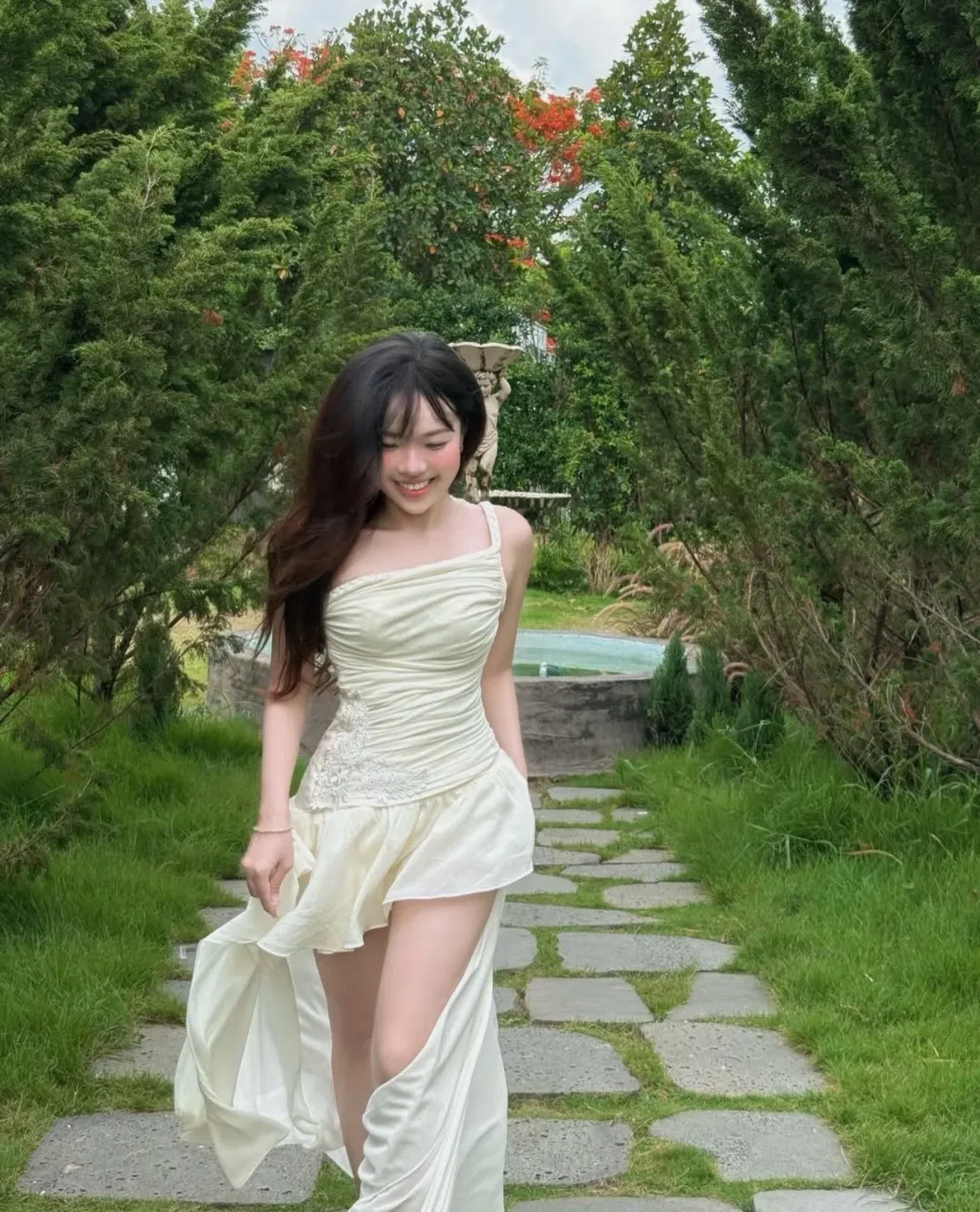 Astra dress 3