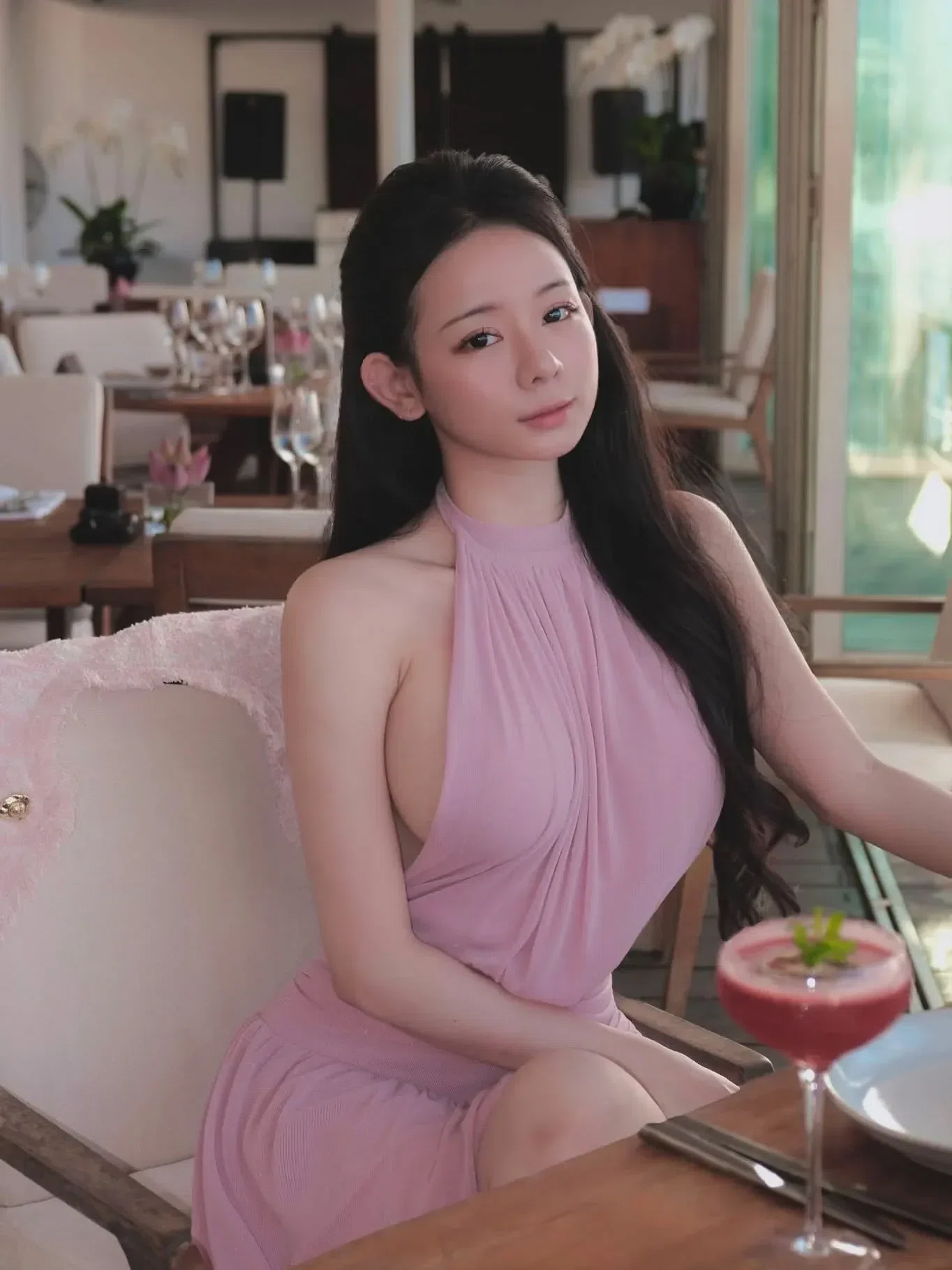 V597-598 Amoura Gown XANH & HỒNG 5